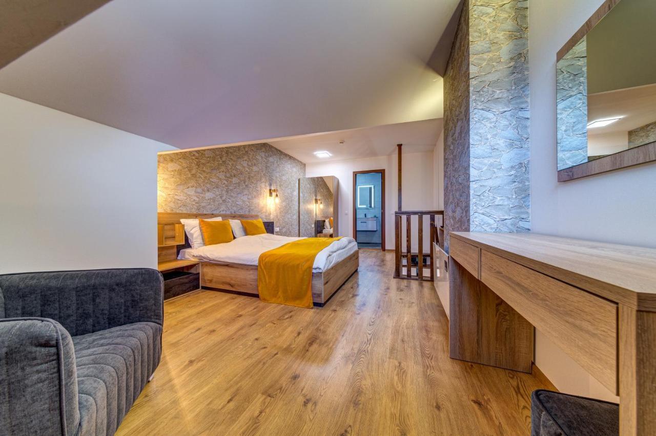 Skyday Penthouse Deluxe At Oak Residence Smolyan Exterior foto