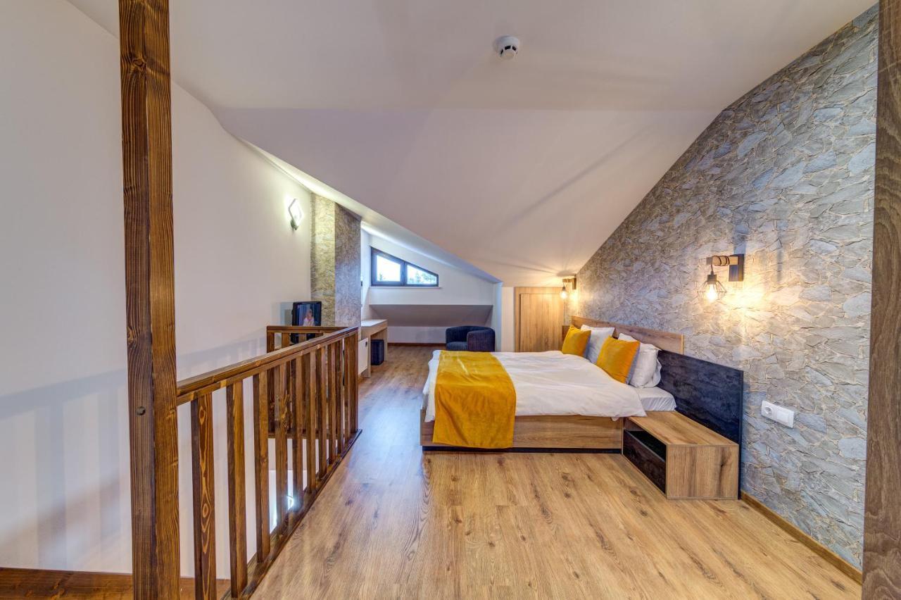 Skyday Penthouse Deluxe At Oak Residence Smolyan Exterior foto